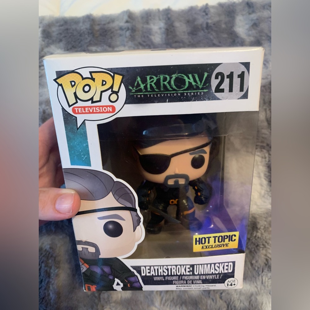 Funko Pop Arrow Deathstroke Unmasked 211 figure